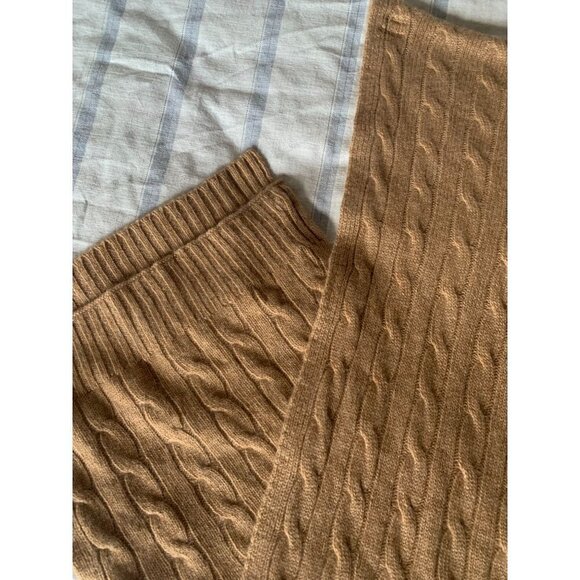 Polo Ralph Lauren Cable Knit 100% Cashmere Scarf Tan NEW without original tags - Picture 2 of 3